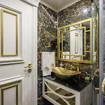 Leslion Luxury فندق