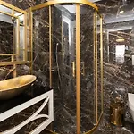 Leslion Luxury فندق 3*