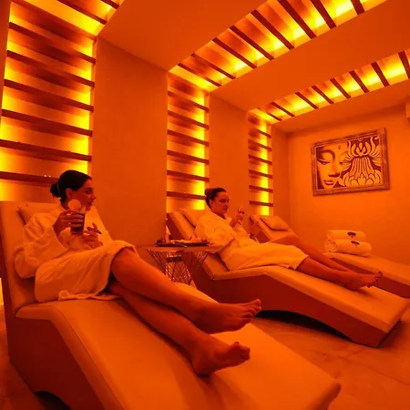 Leslion Luxury Hotel