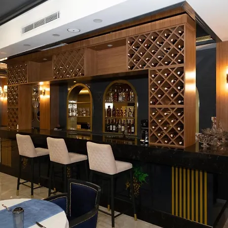 Hotel Leslion Luxury 3*