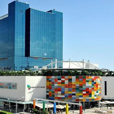 Hotel Leslion Luxury 3*