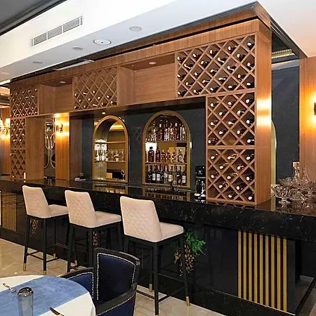 فندق Leslion Luxury 3*