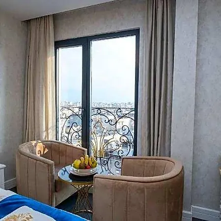 Leslion Luxury Hotel