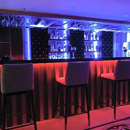 Hotel Leslion Luxury 3*