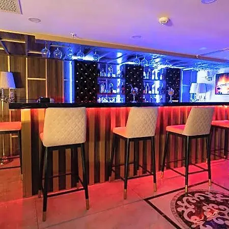 Leslion Luxury Hotel