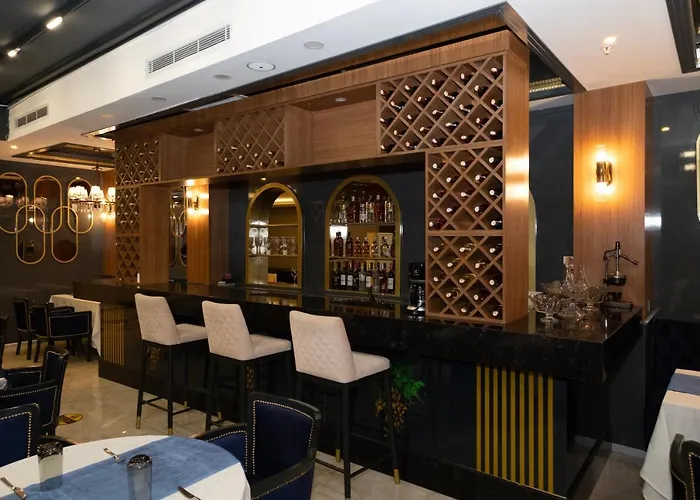 Hotel Leslion Luxury 3*